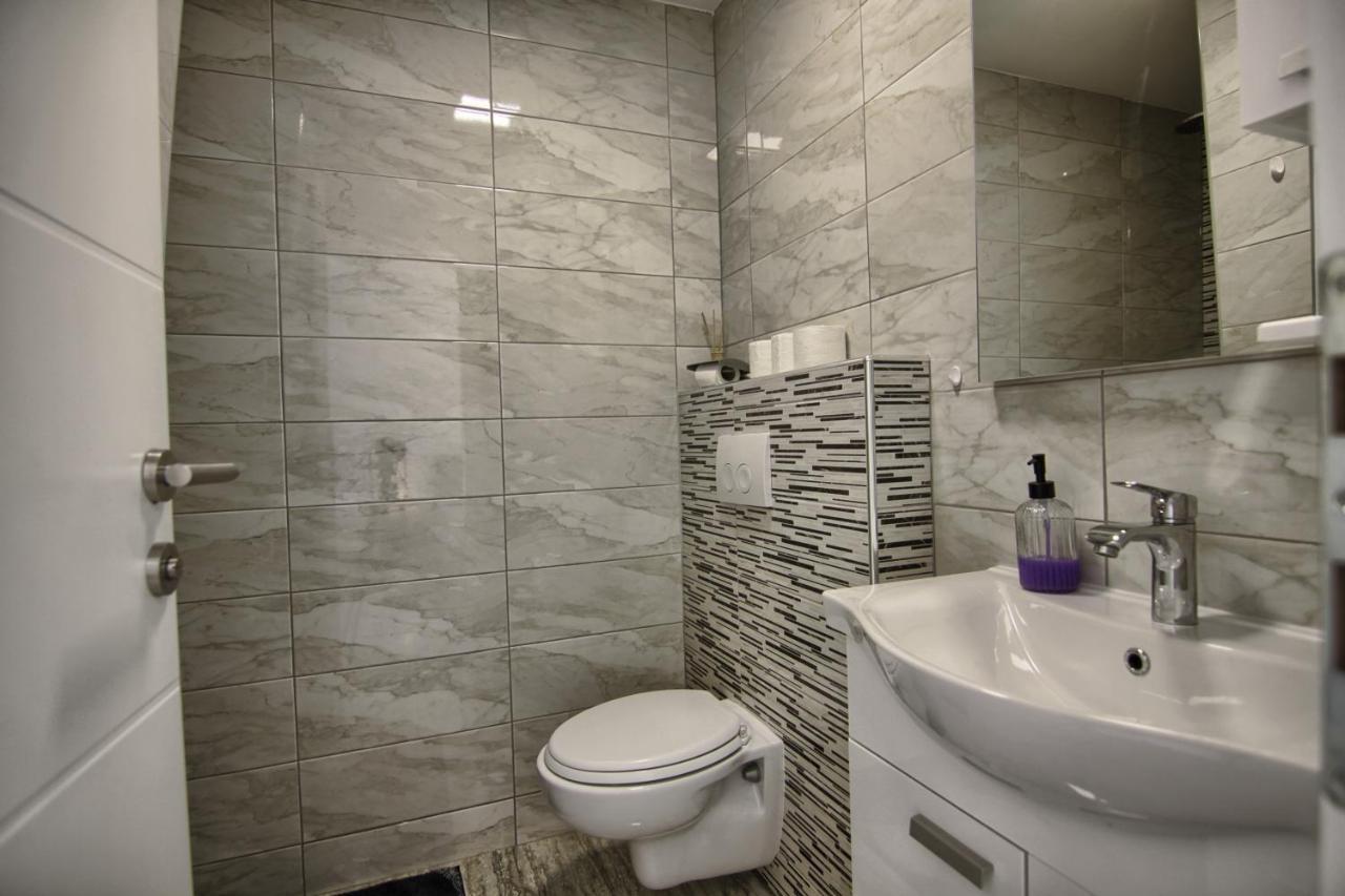 Rooms Dragica ปาโกชตาเน ภายนอก รูปภาพ